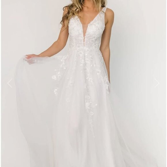 Baltic Born "Forever Tulle" Bridal Gown in Off White, Size Large - Picture 6 of 12